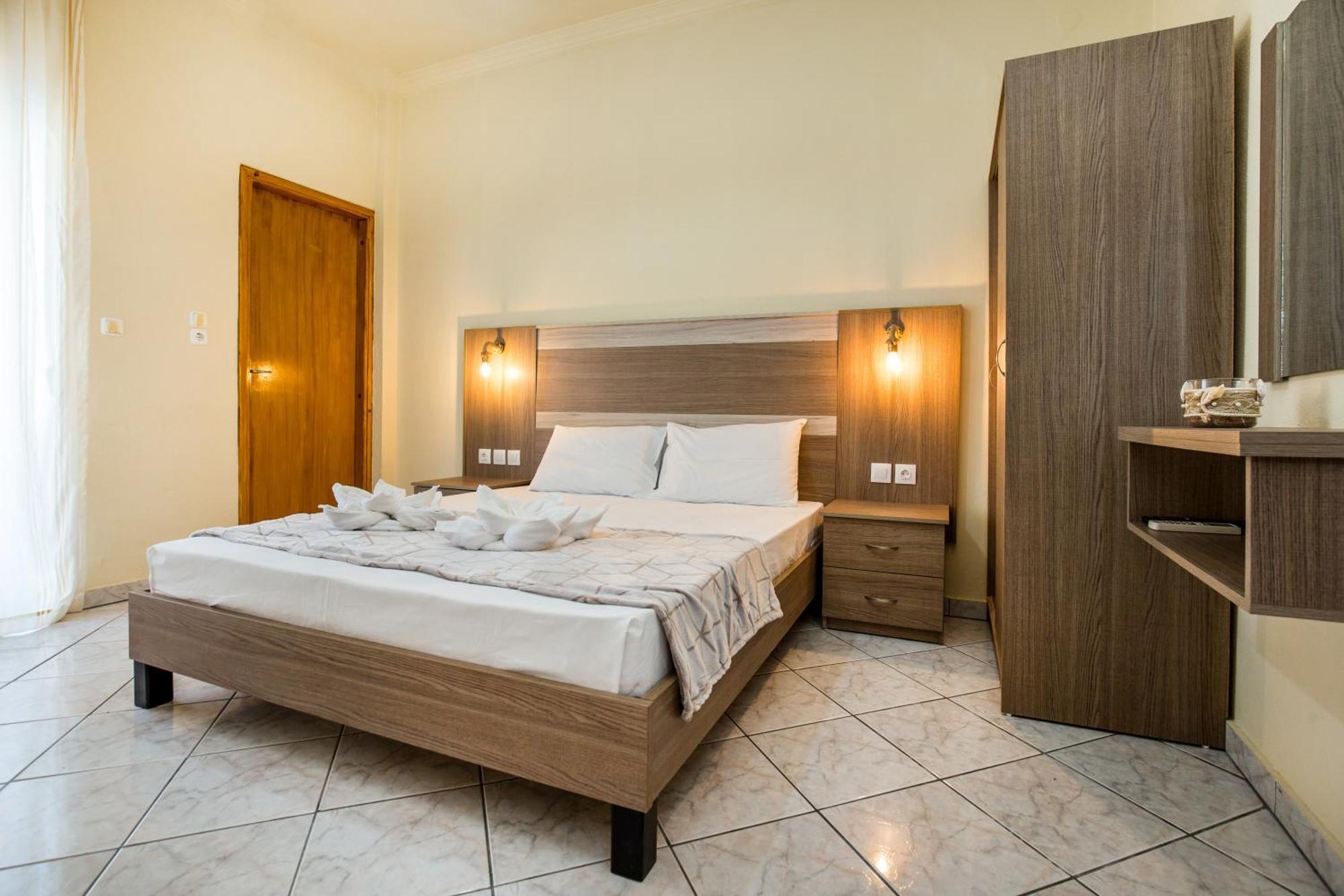 Ianos Apartments 포토스 외부 사진