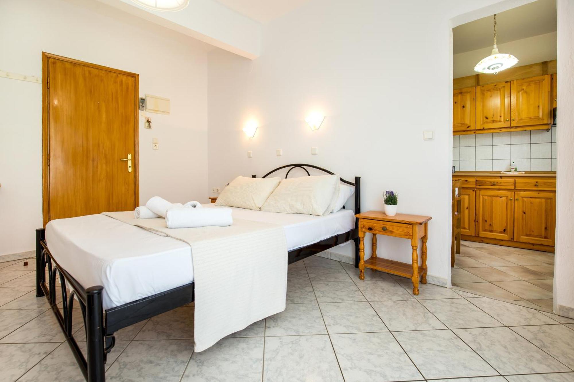 Ianos Apartments 포토스 외부 사진