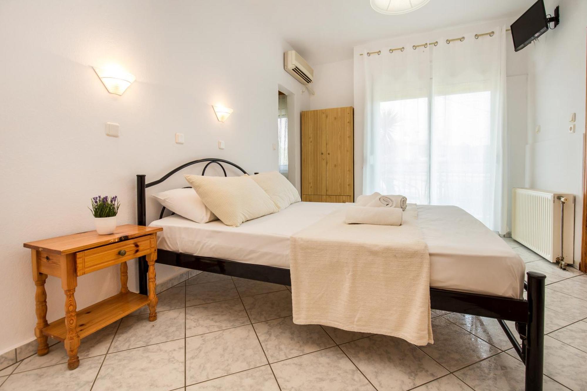Ianos Apartments 포토스 외부 사진