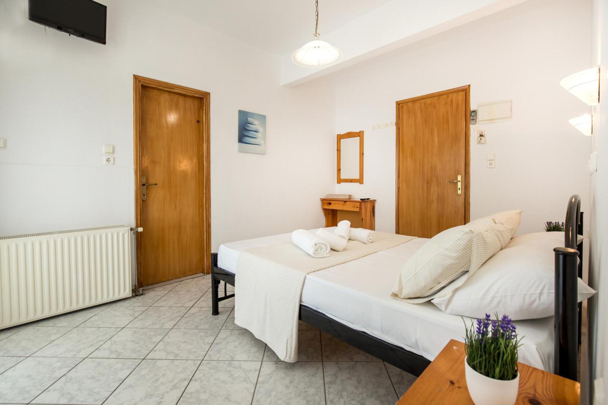 Ianos Apartments 포토스 외부 사진