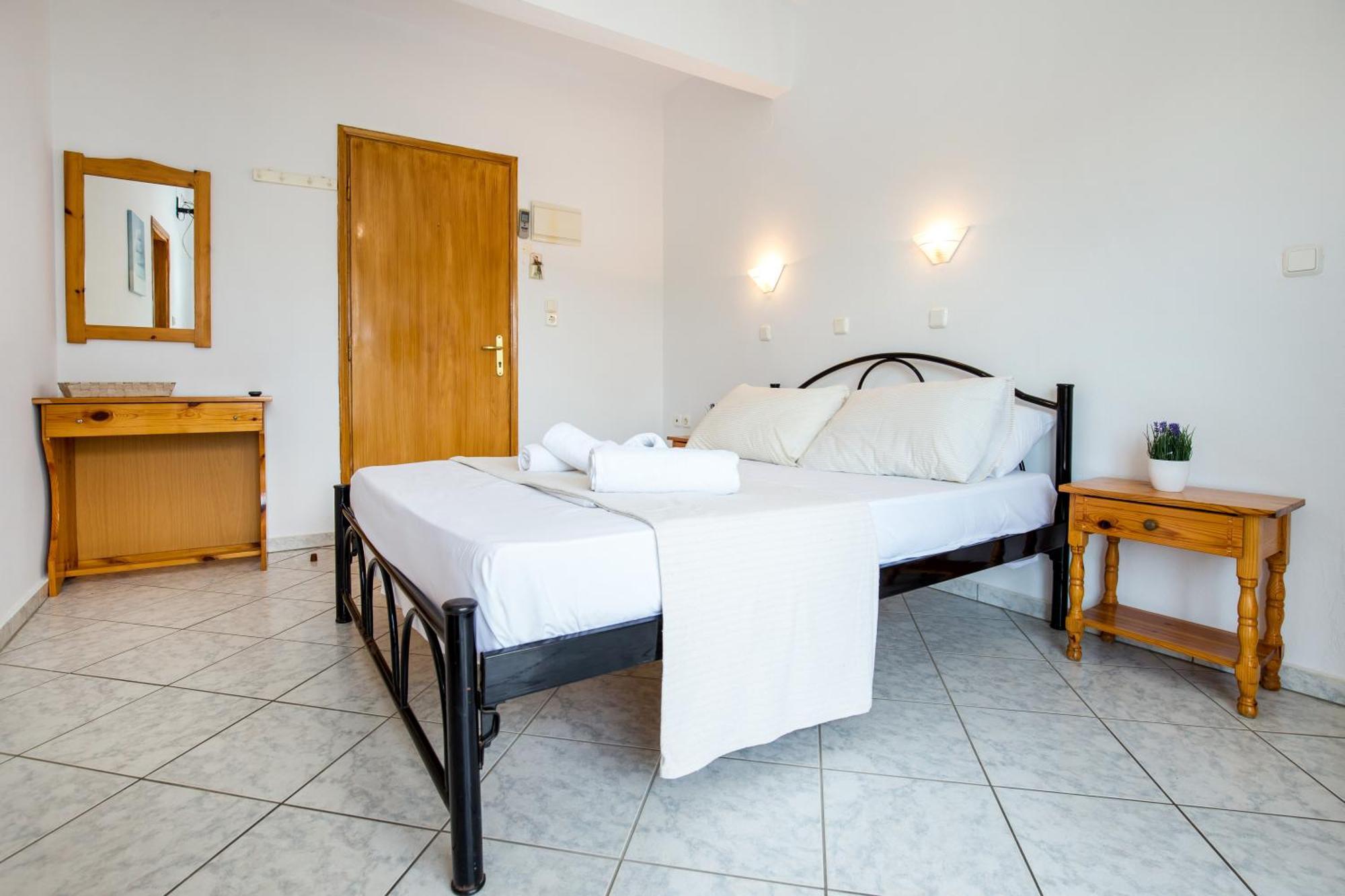 Ianos Apartments 포토스 외부 사진