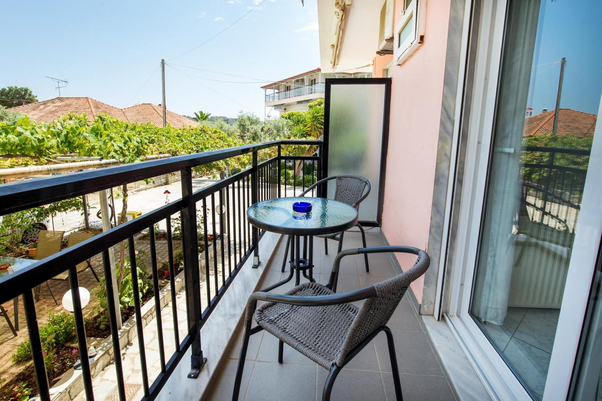 Ianos Apartments 포토스 외부 사진